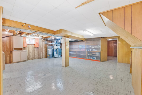 273-Dunview-Avenue-Toronto-Web-Salisbury-44