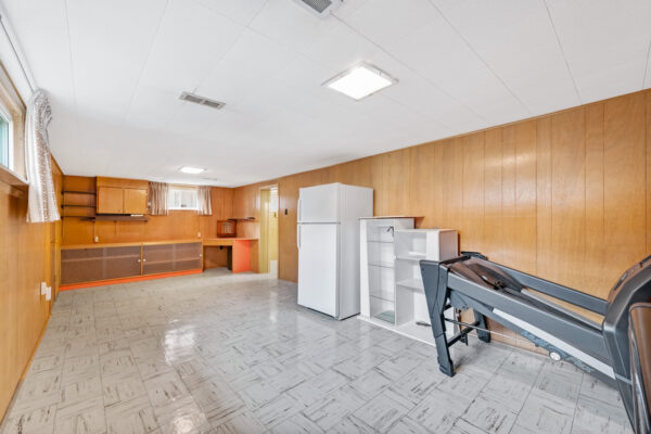 273-Dunview-Avenue-Toronto-Web-Salisbury-48