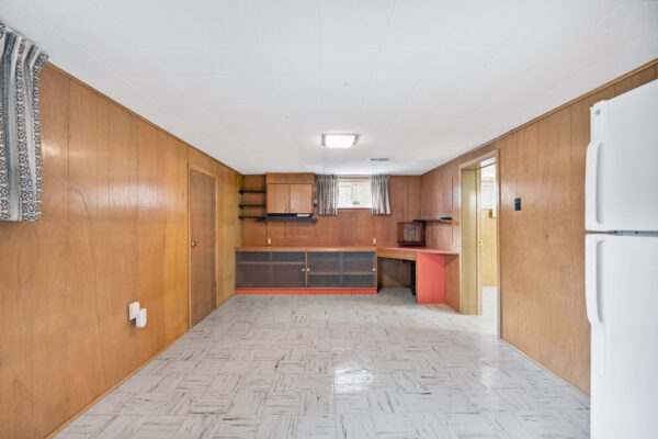 273-Dunview-Avenue-Toronto-Web-Salisbury-49