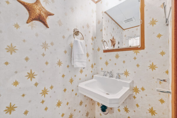 273-Dunview-Avenue-Toronto-Web-Salisbury-50