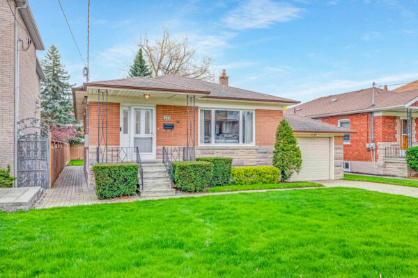 273-Dunview-Avenue-Toronto-Web-Salisbury-8