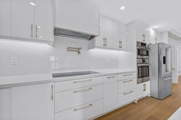 30-Snowcrest-Avenue-Toronto-Web-Salisbury-21