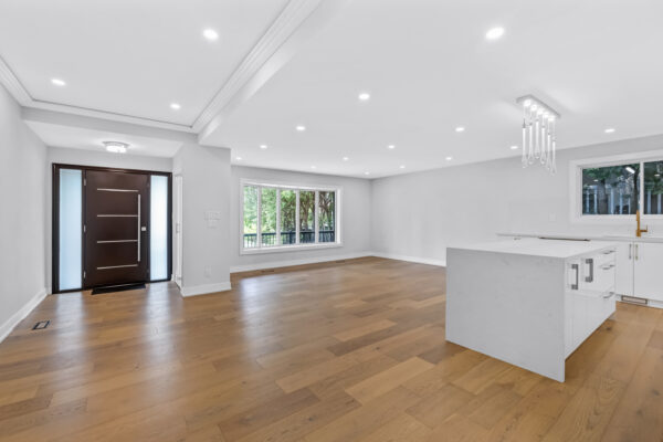 30-Snowcrest-Avenue-Toronto-Web-Salisbury-23
