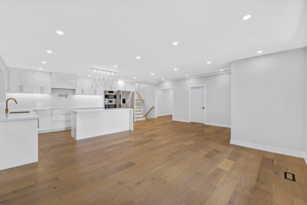 30-Snowcrest-Avenue-Toronto-Web-Salisbury-25