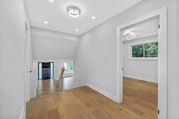 30-Snowcrest-Avenue-Toronto-Web-Salisbury-30