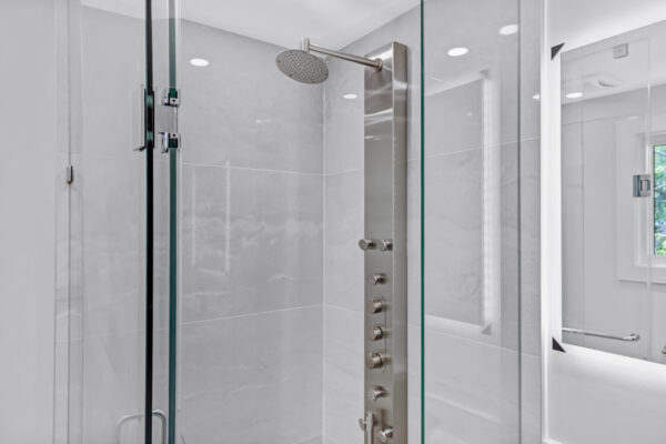 30-Snowcrest-Avenue-Toronto-Web-Salisbury-36