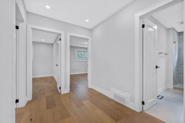 30-Snowcrest-Avenue-Toronto-Web-Salisbury-39