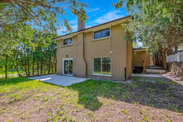 30-Snowcrest-Avenue-Toronto-Web-Salisbury-68