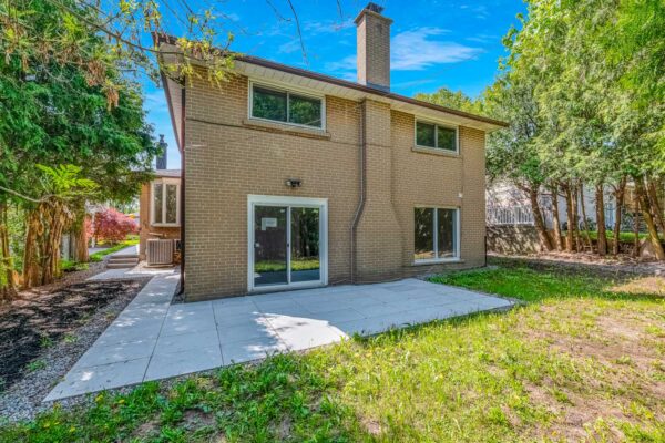 30-Snowcrest-Avenue-Toronto-Web-Salisbury-72