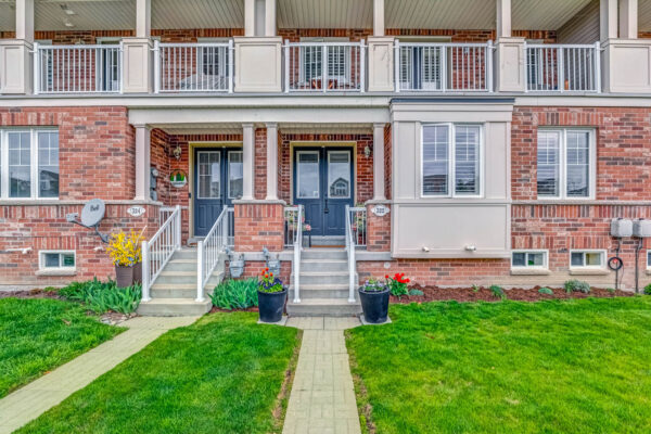 322-Lakebreeze-Drive-Clarington-Reshoot-Web-Salisbury-10
