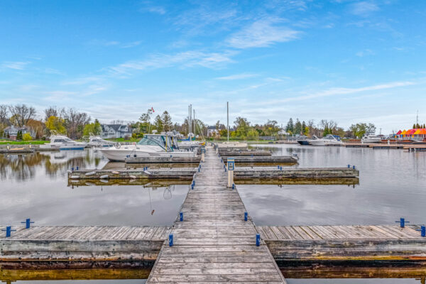 322-Lakebreeze-Drive-Clarington-Reshoot-Web-Salisbury-32