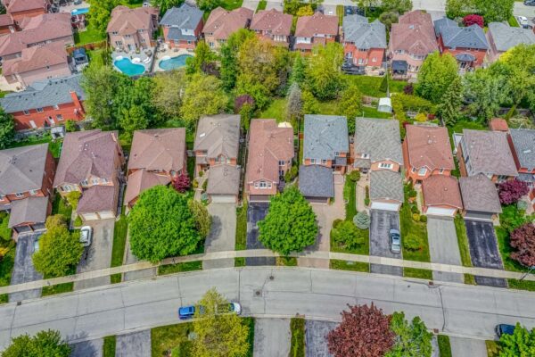 353-Pickering-Crescent-Newmarket-Web-Salisbury-1