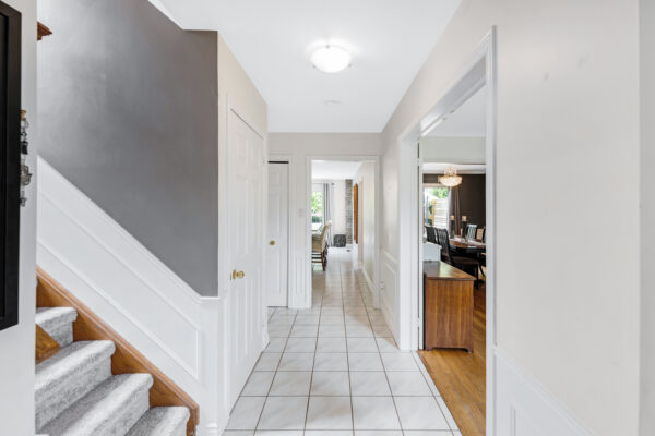 353-Pickering-Crescent-Newmarket-Web-Salisbury-11