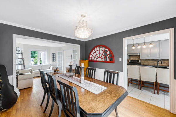 353-Pickering-Crescent-Newmarket-Web-Salisbury-16