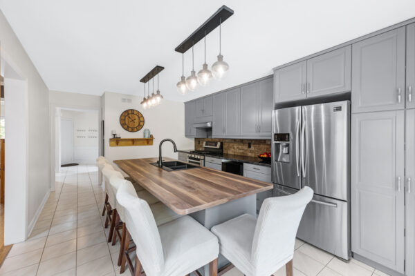 353-Pickering-Crescent-Newmarket-Web-Salisbury-20