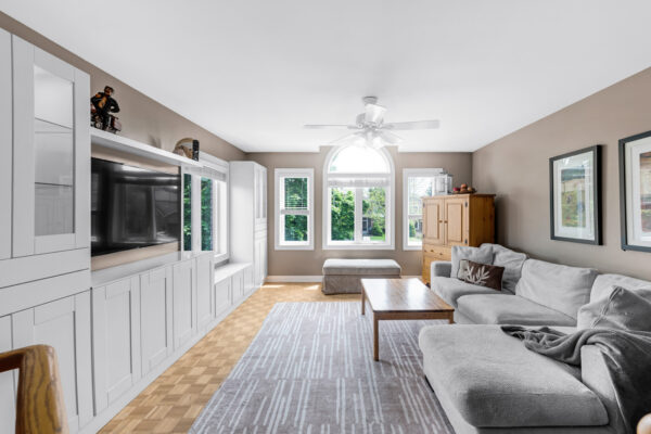 353-Pickering-Crescent-Newmarket-Web-Salisbury-25