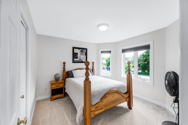 353-Pickering-Crescent-Newmarket-Web-Salisbury-35