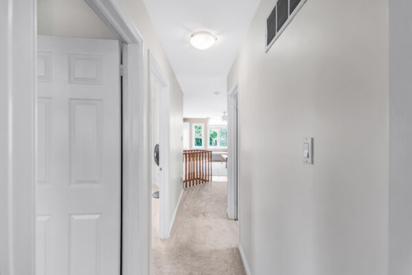 353-Pickering-Crescent-Newmarket-Web-Salisbury-37