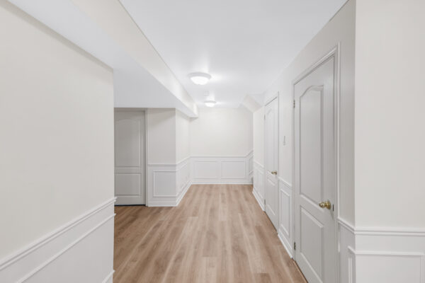 353-Pickering-Crescent-Newmarket-Web-Salisbury-38