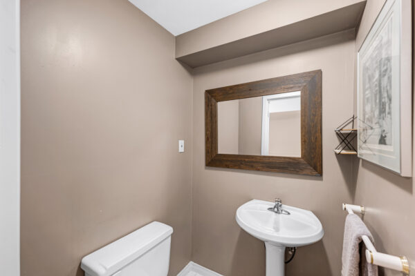 353-Pickering-Crescent-Newmarket-Web-Salisbury-42