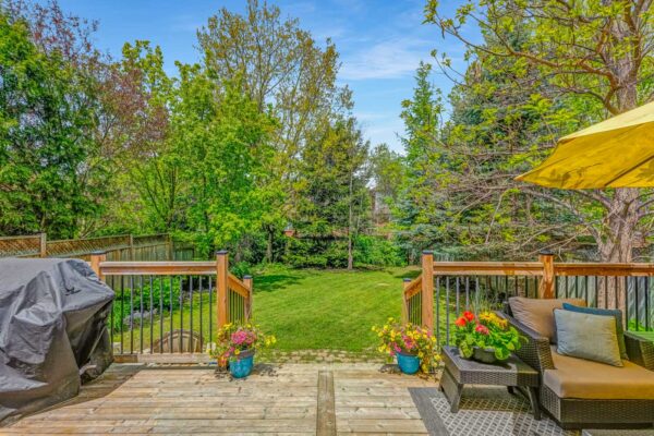 353-Pickering-Crescent-Newmarket-Web-Salisbury-55