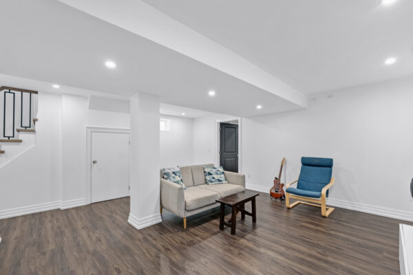 37-Fairside-Avenue-Toronto-Web-Salisbury-58