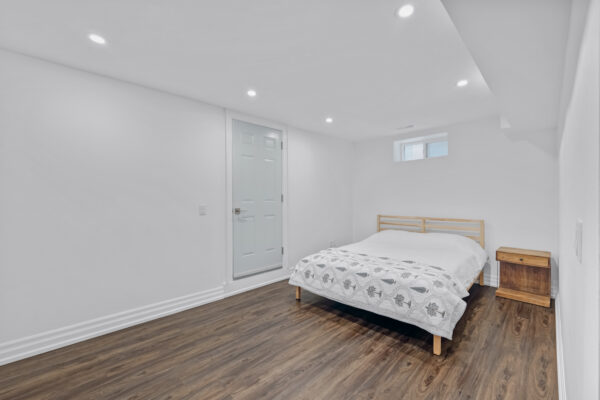 37-Fairside-Avenue-Toronto-Web-Salisbury-61