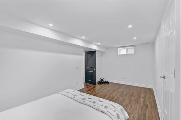 37-Fairside-Avenue-Toronto-Web-Salisbury-63