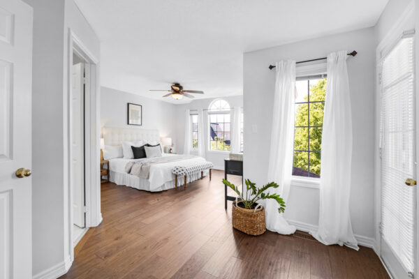 39-Divine-Drive-Whitby-Web-Salisbury-30