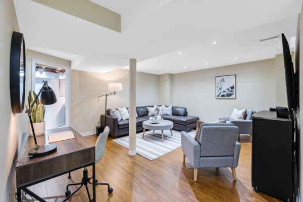 39-Divine-Drive-Whitby-Web-Salisbury-47