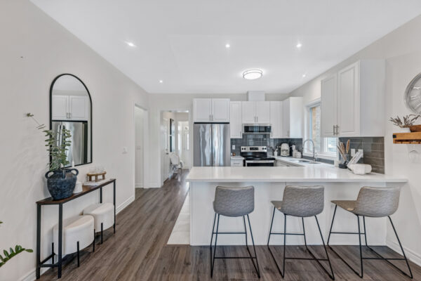 39-Southampton-Street-Port-Perry-Web-Salisbury-16