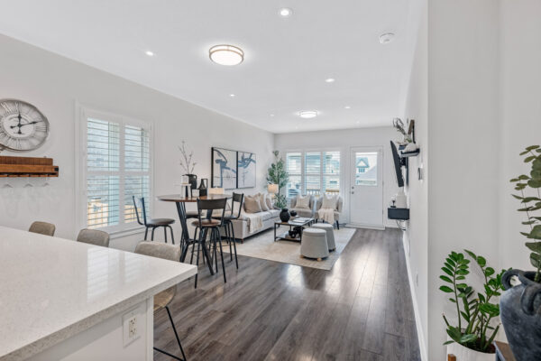 39-Southampton-Street-Port-Perry-Web-Salisbury-18