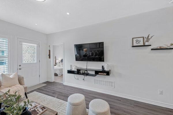 39-Southampton-Street-Port-Perry-Web-Salisbury-23