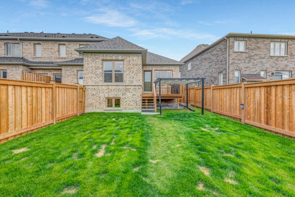 39-Southampton-Street-Port-Perry-Web-Salisbury-46