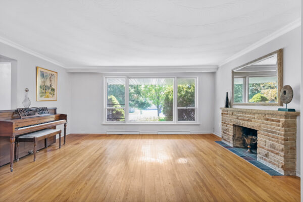 39-Viamede-Crescent-Toronto-Web-Salisbury-13