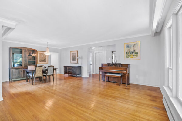 39-Viamede-Crescent-Toronto-Web-Salisbury-14