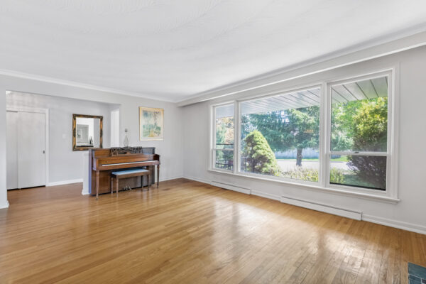 39-Viamede-Crescent-Toronto-Web-Salisbury-16