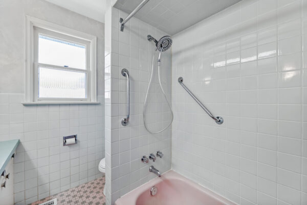 39-Viamede-Crescent-Toronto-Web-Salisbury-35