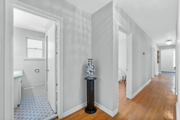 39-Viamede-Crescent-Toronto-Web-Salisbury-39