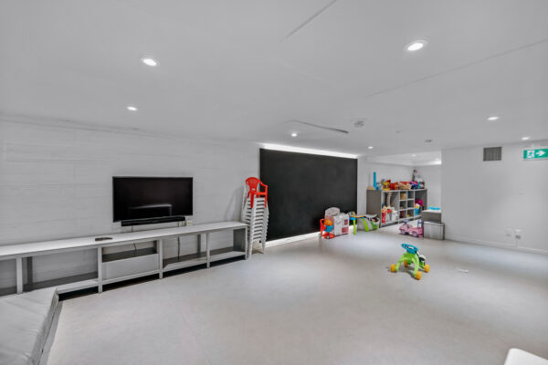 5-Soudan-Avenue-#2814-Toronto-Web-Salisbury-62