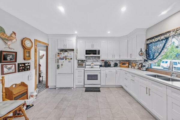 52-Osbourne-Street-Georgina-Web-Salisbury-17