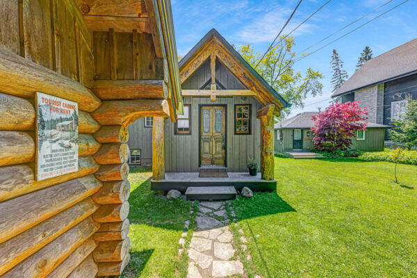 75-Cedarvale-Boulevard-Stouffville-Exterior-Web-Salisbury-13