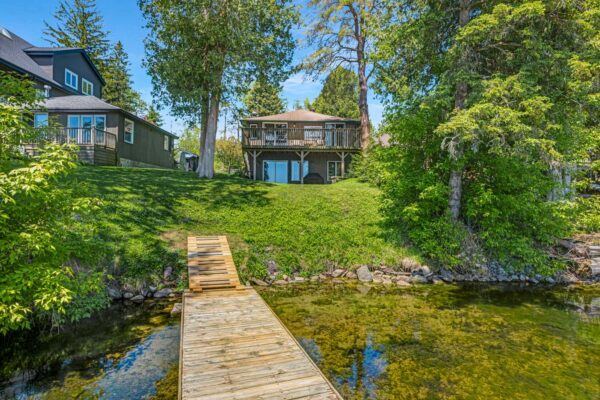75-Cedarvale-Boulevard-Stouffville-Exterior-Web-Salisbury-22