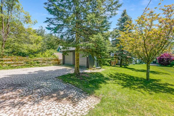75-Cedarvale-Boulevard-Stouffville-Exterior-Web-Salisbury-8