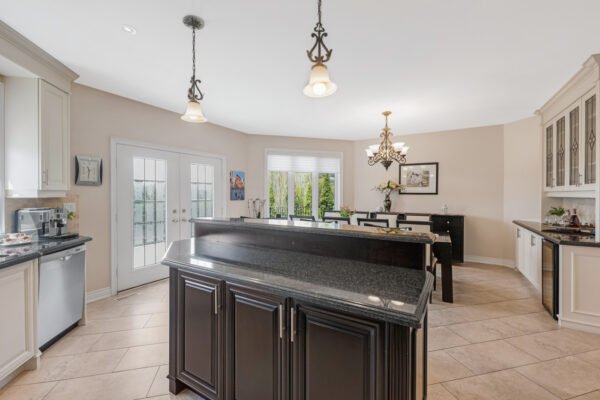 76-Deerchase-Circle-Vaughan-Web-Salisbury-9