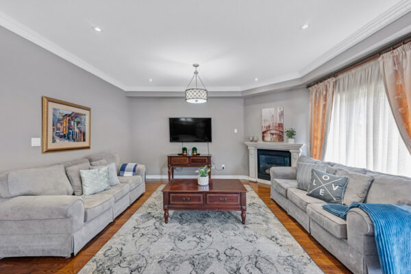 91-Capera-Drive-Vaughan-Web-Salisbury-17