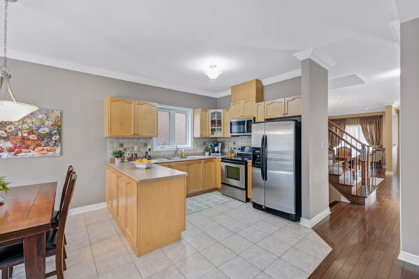 91-Capera-Drive-Vaughan-Web-Salisbury-21