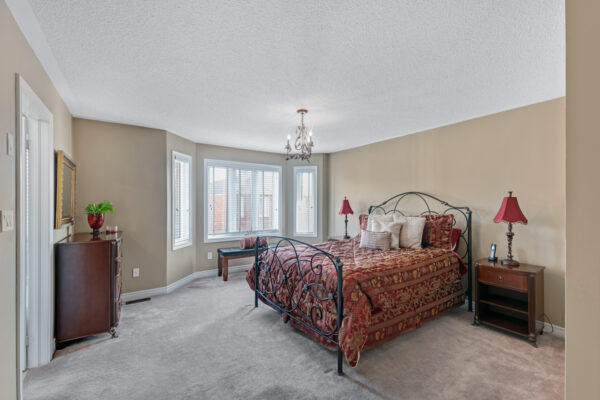 91-Capera-Drive-Vaughan-Web-Salisbury-31