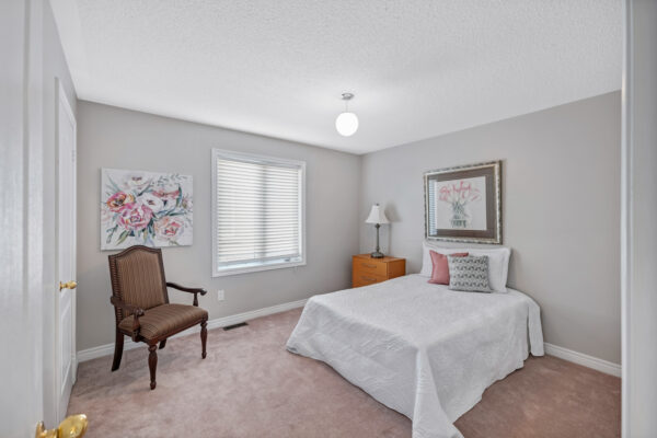 91-Capera-Drive-Vaughan-Web-Salisbury-38