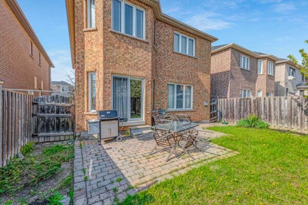 91-Capera-Drive-Vaughan-Web-Salisbury-52